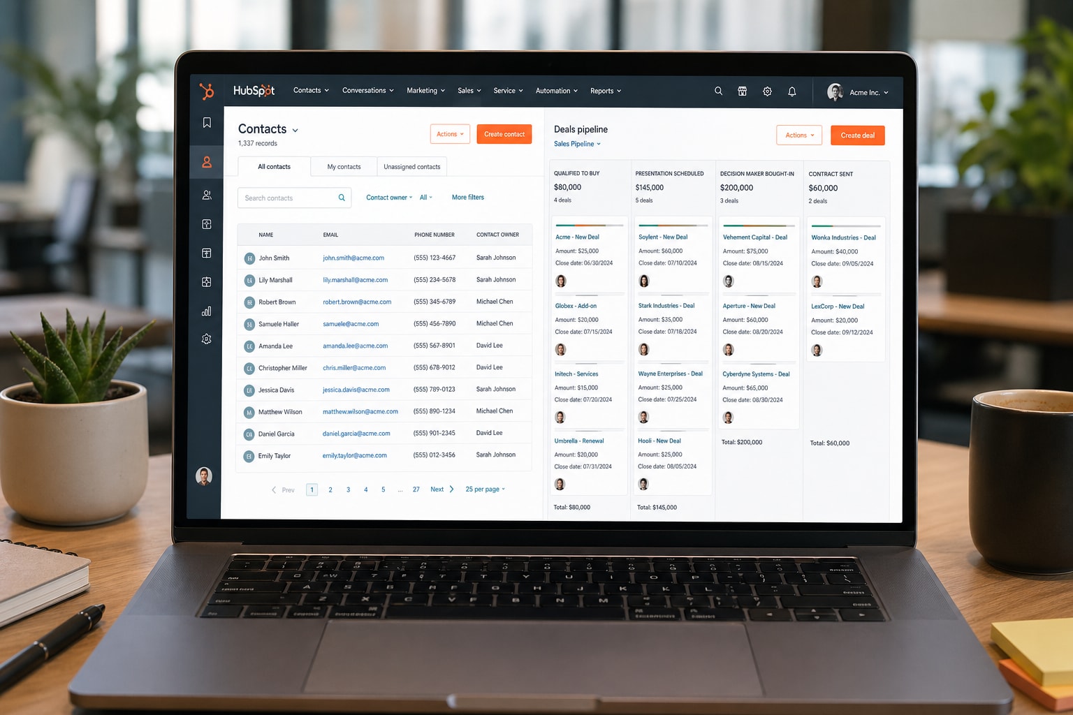 HubSpot CRM dashboard showing contacts and sales pipeline